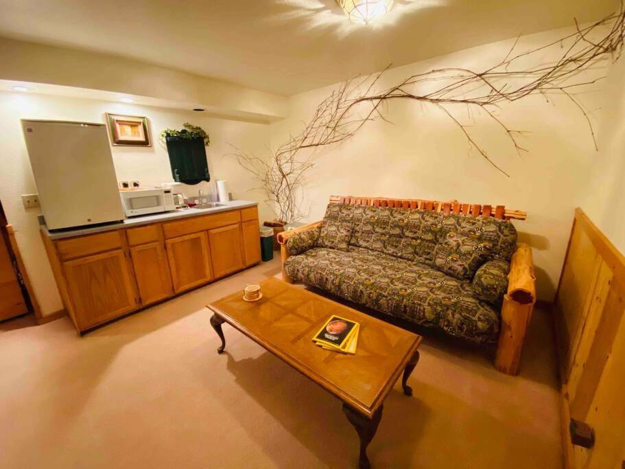 The Loft At Bear Mountain Log Cabins Юрека Спрингс Екстериор снимка