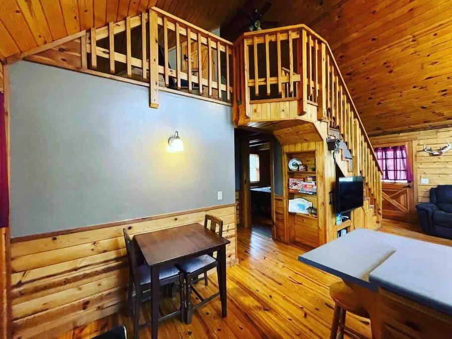 The Loft At Bear Mountain Log Cabins Юрека Спрингс Екстериор снимка