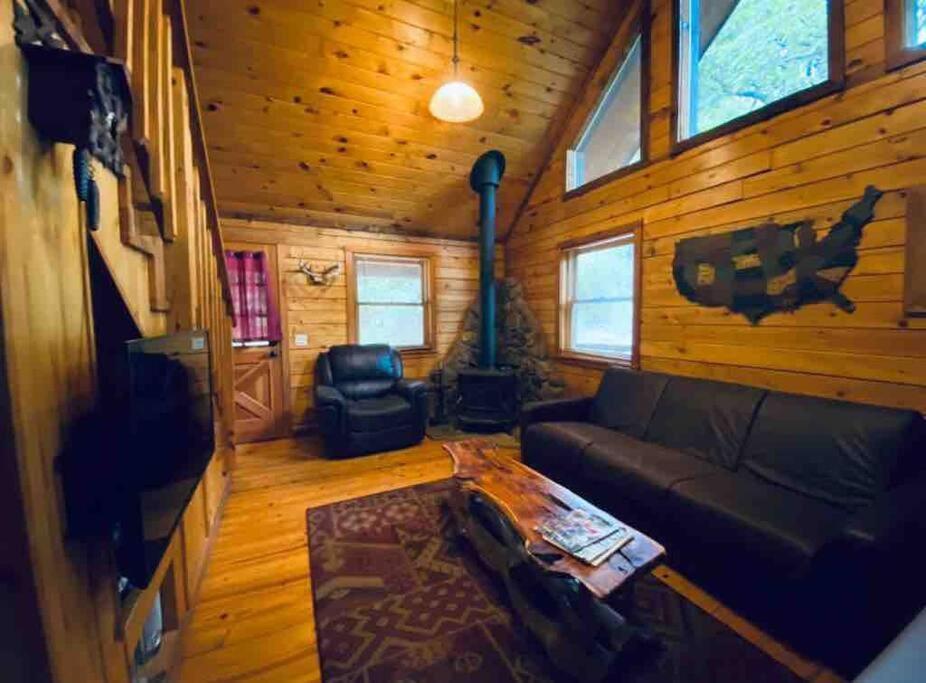 The Loft At Bear Mountain Log Cabins Юрека Спрингс Екстериор снимка
